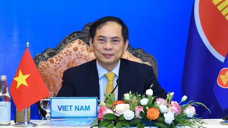 Bộ trưởng Bộ Ngoại giao Bùi Thanh Sơn. 