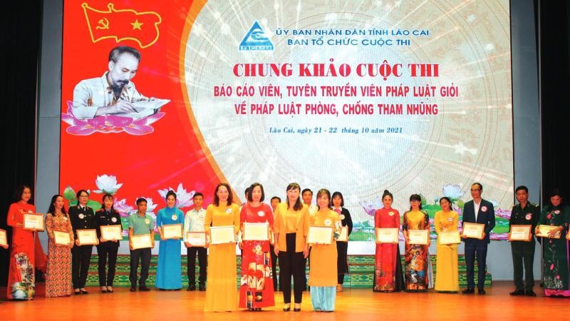 Một cuộc thi tìm hiểu pháp luật do tỉnh Lào Cai tổ chức.