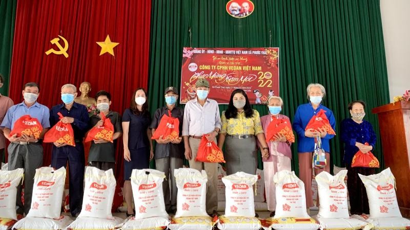 Vedan Việt Nam trao tặng 1.000 phần quà tết cho người dân có hoàn cảnh khó khăn