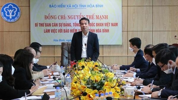 Ông Nguyễn Thế Mạnh – Tổng Giám đốc BHXH Việt Nam phát biểu chỉ đạo tại buổi làm việc.