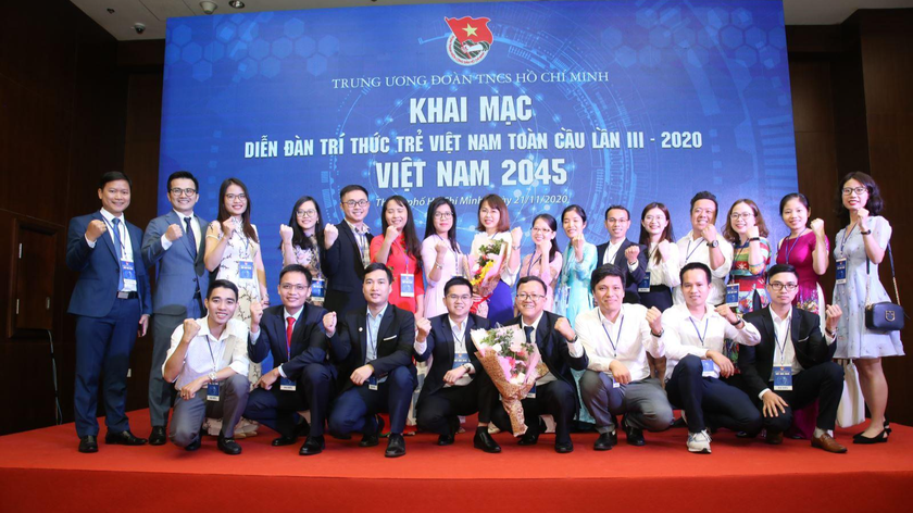 Những người Việt trẻ luôn khát khao mang những nghiên cứu của mình trở về, vì hai tiếng “Việt Nam”.