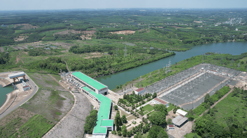 Thủy điện Trị An trên sông Đồng Nai.