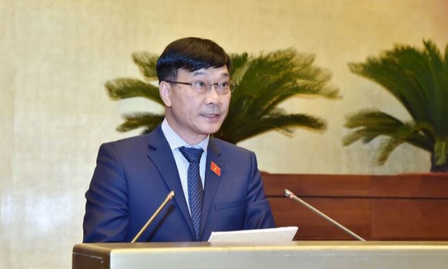 Chủ nhiệm Ủy ban Kinh tế của Quốc hội Vũ Hồng Thanh trình bày báo cáo giải trình, tiếp thu, chỉnh lý dự thảo Luật Dầu khí (sửa đổi).