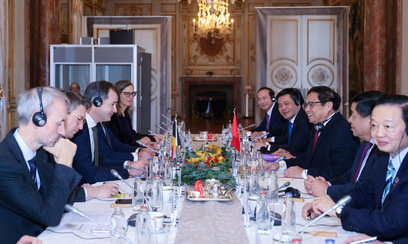 Thủ tướng Phạm Minh Chính và Thủ tướng Bỉ Alexander De Croo tiến hành hội đàm - Ảnh VGP