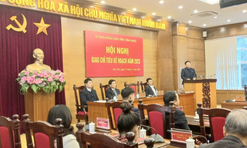Ông Lê Duy Thành chủ trì Hội nghị giao chỉ tiêu kế hoạch năm 2023.