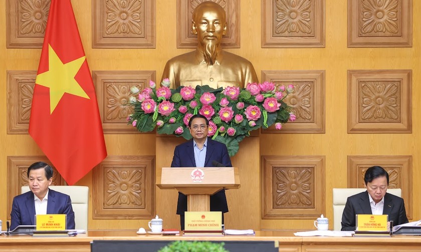 Thủ tướng Phạm Minh Chính nhấn mạnh việc đầu tư xây dựng 2 tuyến cao tốc là rất cần thiết.