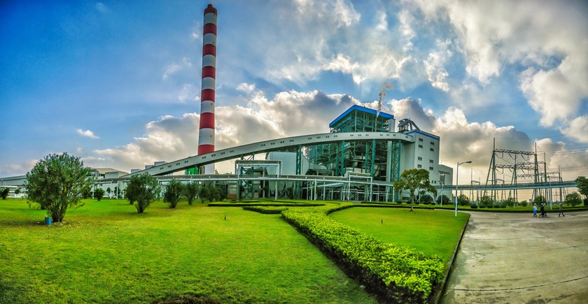 Một góc Nhà máy nhiệt điện Hải Phòng.