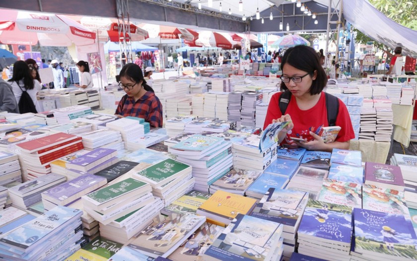Ngày Sách và Văn hóa đọc Việt Nam khơi dậy niềm đam mê đọc sách. (Ảnh minh họa)