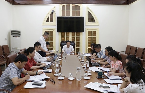 Phó Tổng Giám đốc BHXH Việt Nam chủ trì cuộc họp triển khai tăng cường các hoạt động truyền thông về kết quả Đề án 06.