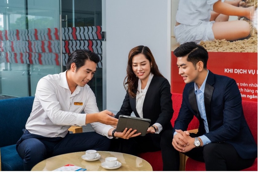Techcombank được vinh danh 'Ngân hàng quản lý tiền tệ và giao dịch tốt nhất Việt Nam 2023'