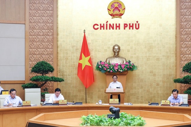 Thủ tướng Phạm Minh Chính phát biểu tại phiên họp chuyên đề về xây dựng pháp luật tháng 6/2023 của Chính phủ. Ảnh: VGP/Nhật Bắc