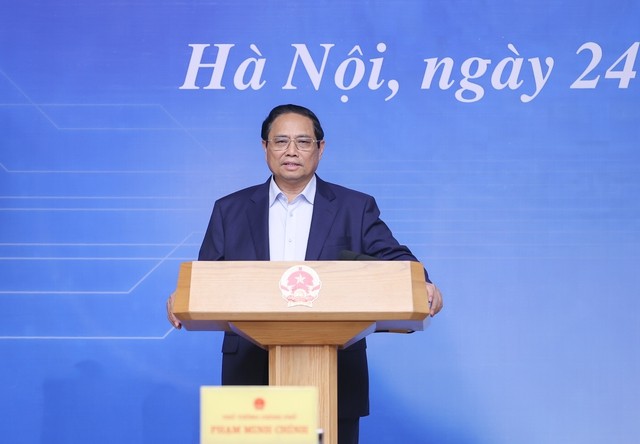 Thủ tướng Phạm Minh Chính nhấn mạnh, phát triển nguồn nhân lực cho công nghiệp bán dẫn là "đột phá của đột phá" trong đào tạo nhân lực chất lượng cao - Ảnh: VGP/Nhật Bắc