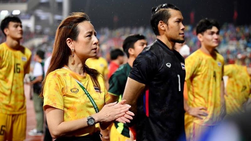 Madam Pang - người phụ nữ quyền lực của đội tuyển quốc gia Thái Lan.