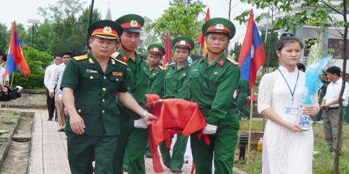 Đón 29 người con hy sinh tại Lào về với đất Mẹ