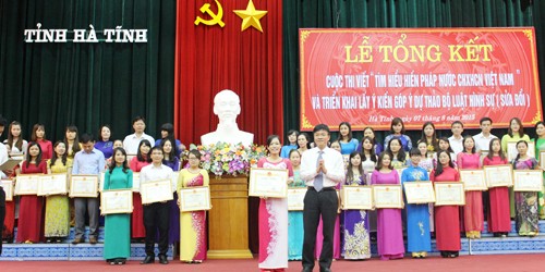 Hà Tĩnh: Trao giải Cuộc thi tìm hiểu Hiến pháp nước CHXHCN Việt Nam