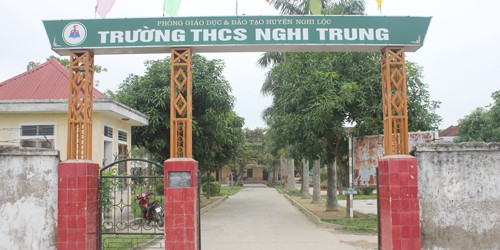 Trường THCS Nghi Trung nơi cô Hương và cô Chinh công tác