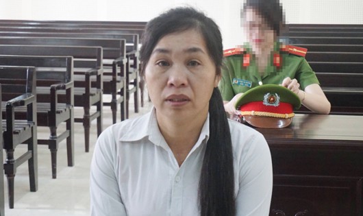 Quang Thị Loan nhận 5 năm tù vì bán em dâu sang Trung Quốc 