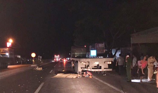 Hiện trường vụ tai nạn trên Quốc lộ khiến 3 người thương vong