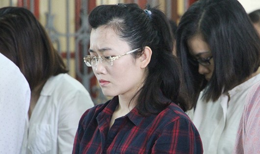 Nguyễn Thị Lam bị truy tố về tội Lừa đảo chiếm đoạt tài sản