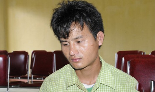 Đối tượng Phoong Xồng bị bắt giữ khi đang mang 3.000 viên ma túy tổng hợp vào biên giới Việt Nam