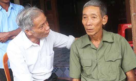 Ông Bình trở về sau 25 năm được xác định là liệt sỹ hi sinh tại Campuchia.
