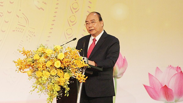 Thủ tướng chính phủ Nguyễn Xuân Phúc tại Hội nghị gặp mặt các nhà đầu tư Xuân Kỷ Hợi lần thứ 11 của Nghệ An