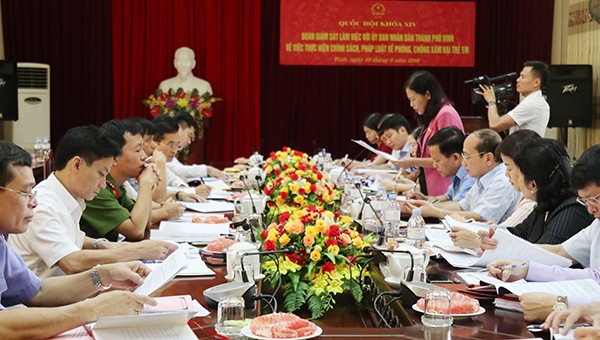 Đoàn công tác của Ủy ban Tư pháp Quốc hội làm việc tại Nghệ An.
