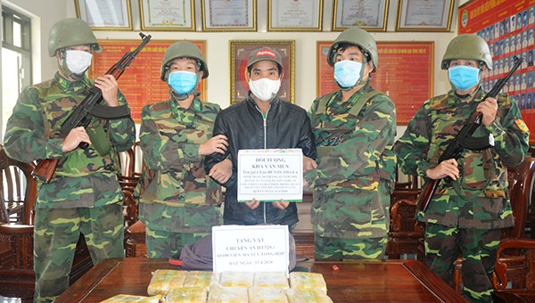 60.000 viên ma túy đối tượng mang theo từ Lào về Việt Nam.