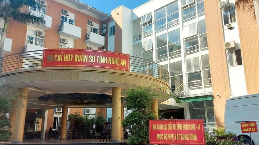 Bệnh viện Dã chiến số 4 Nghệ An được xây dựng trên cơ sở trưng dụng Khách sạn ARMY - Cửa Lò, với quy mô 270 giường bệnh.