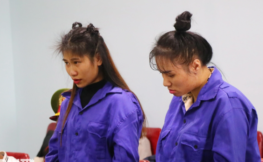 Ven Thị Hoài (trái) và Cụt Thị Ngọc mỗi người nhận 12 năm tù giam.

