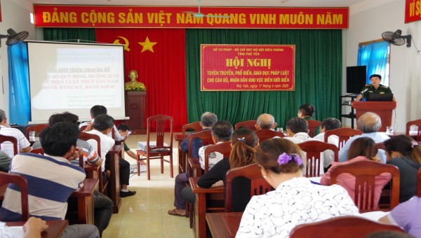 Sở Tư pháp tỉnh Phú Yên phối hợp Bộ Đội biên phòng phổ biến giáo dục pháp luật cho người dân khu vực biên giới biển