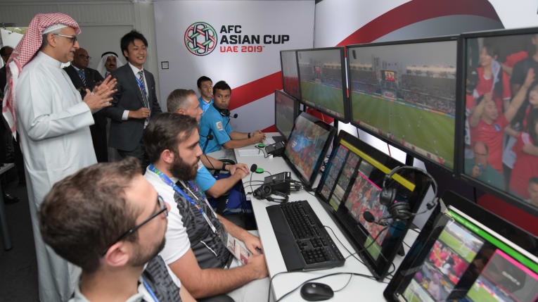 VCK Asian Cup 2019 là giải đấu lần đầu tiên được AFC áp dụng công nghệ VAR 