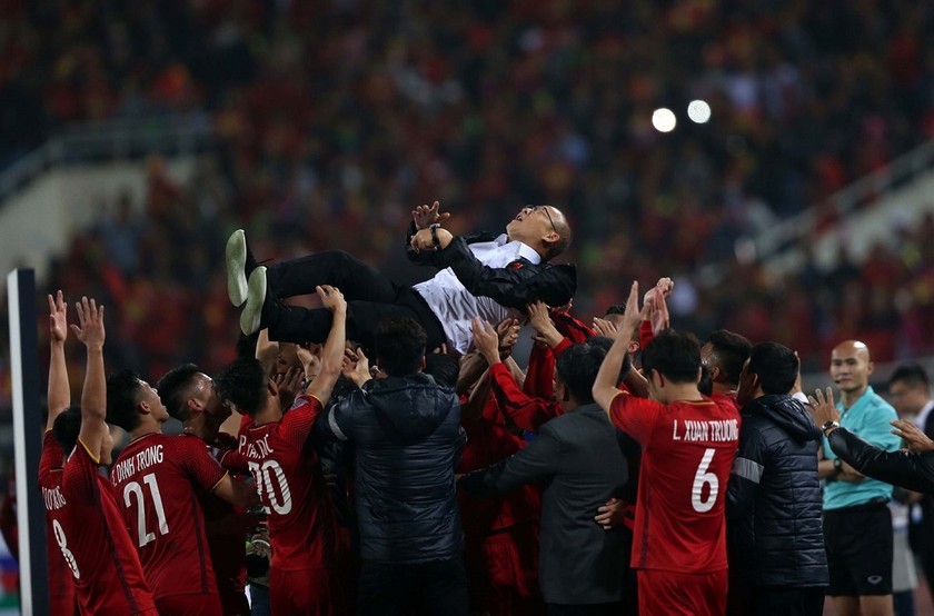 Cổ động viên Việt Nam đang khao khao được chứng kiến lại hình ảnh này tại AFF Cup 2020