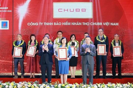 Đây là năm thứ 4 liên tiếp Chubb Life Việt Nam vinh dự được vinh danh trong Top 500 doanh nghiệp lợi nhuận tốt nhất Việt Nam.