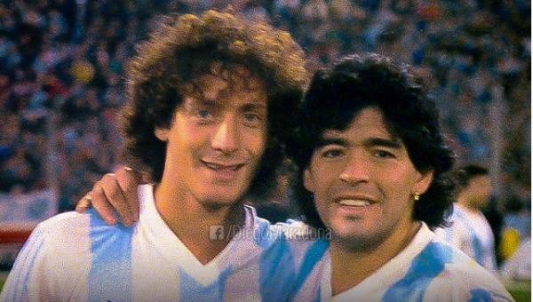 Maradona và đội tuyển Argentina có nhiều kỷ niệm với thế hệ 7x, 8x qua các kỳ World Cup.