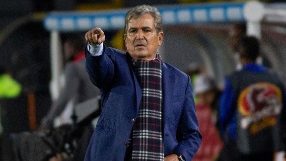 Ông Jorge Pinto đã bị Liên đoàn bóng đá UAE sa thải.