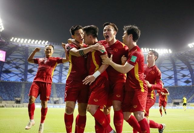 ĐT Việt Nam viết trang sử mới cho bóng đá Việt Nam 