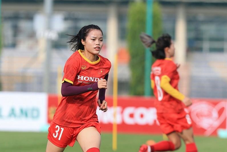 Hoàng Quỳnh trở lại đội tuyển sau 2 năm nghỉ sinh con.