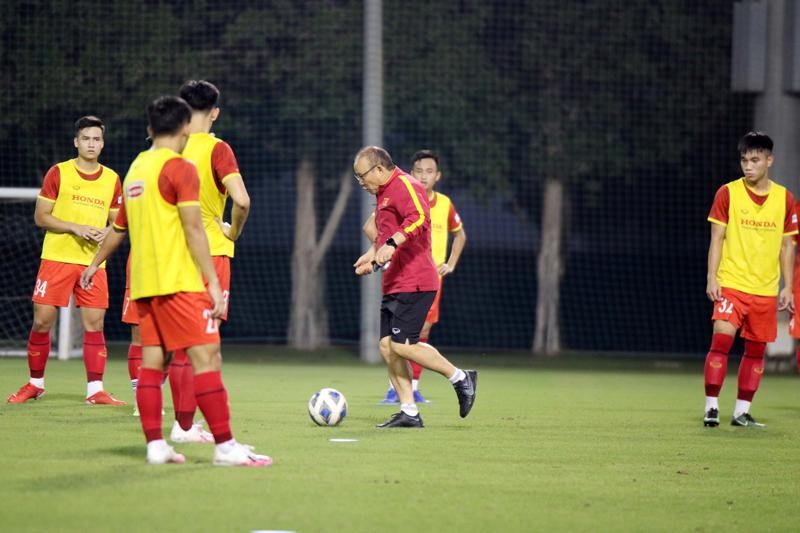 HLV trưởng Park Hang-seo đang huấn luyện cùng đội tuyển U23 tại UAE.