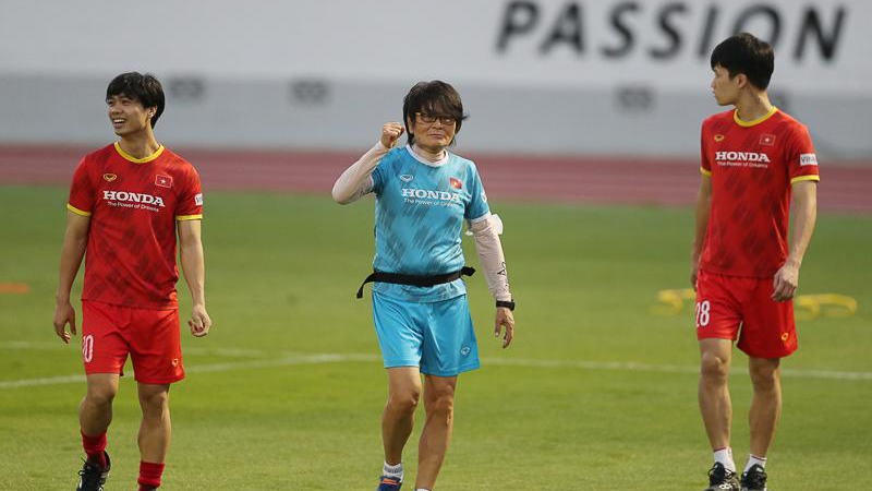 Bác sĩ Choi Ju-young đã chia tay bóng đá Việt Nam.