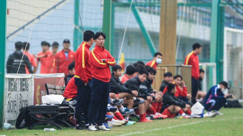 HLV Hoàng Anh Tuấn: “Các cầu thủ U17 đã bộc lộ khả năng chuyên môn và ý thức chiến thuật” 
