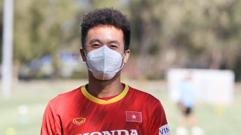 Tiền vệ Tô Văn Vũ hi vọng đội tuyển Việt Nam sẽ tạo bất ngờ trên sân Australia 