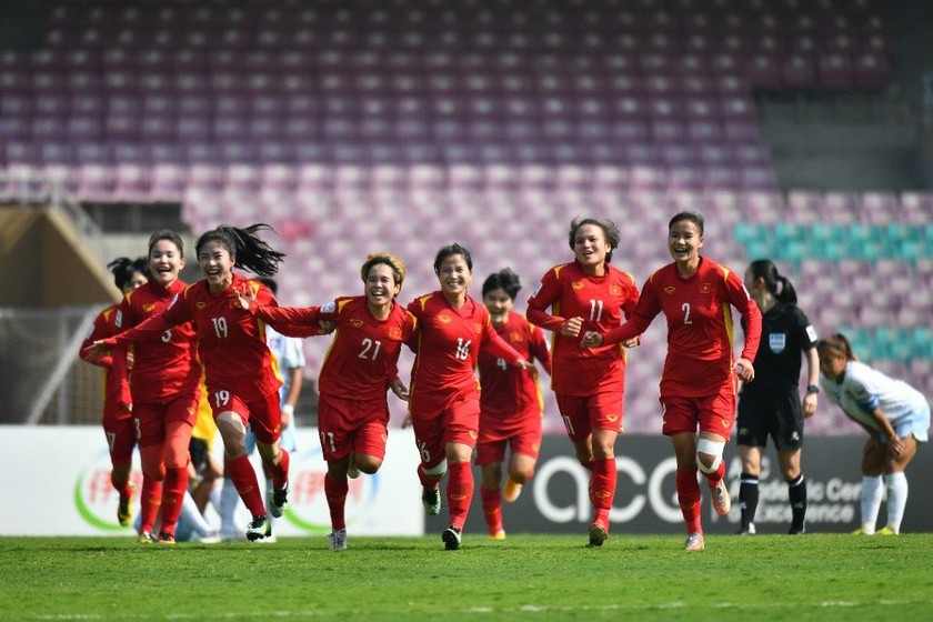 Các cô gái “Vàng” viết lịch sử cho bóng đá nữ Việt Nam 