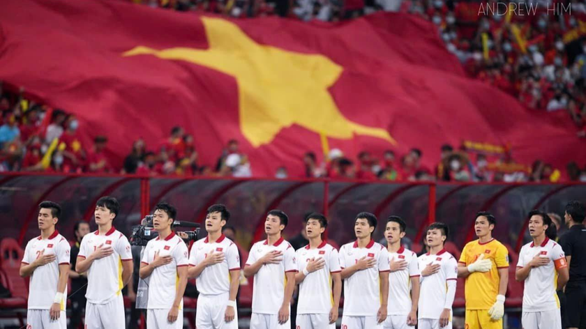 Thủ môn Nguyên Mạnh trong màu áo đội tuyển Việt Nam