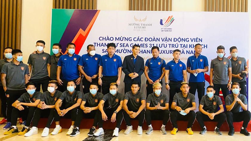 Đội tuyển Futsal Myanmar nhận được sự tiếp đón nồng nhiệt khi có mặt tại khách sạn Mường Thanh Luxury Hà Nam 