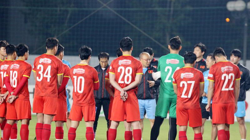 Ông Park Hang-seo gọi lại thủ môn Văn Lâm đá giao hữu với Afghanistan 
