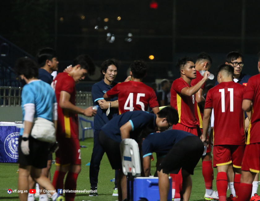 Dù thua đậm U23 UAE, ông Gong Oh-kyun vẫn cho rằng "không có vấn đề gì cả"