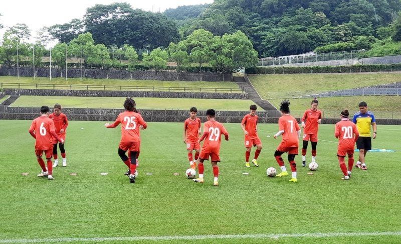  U18 nữ quốc gia bắt đầu tập luyện tại Nhật Bản 