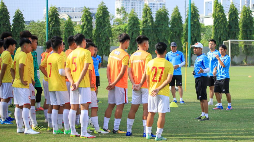  U19 Việt Nam lên đường sang Indonesia 