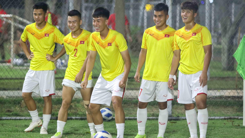 23 cầu thủ đăng ký thi đấu trận gặp U19 Indonesia 